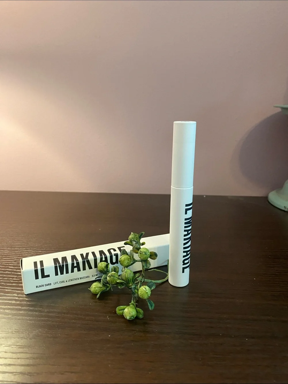 IL MAKIAGE Black and White Mascara Box